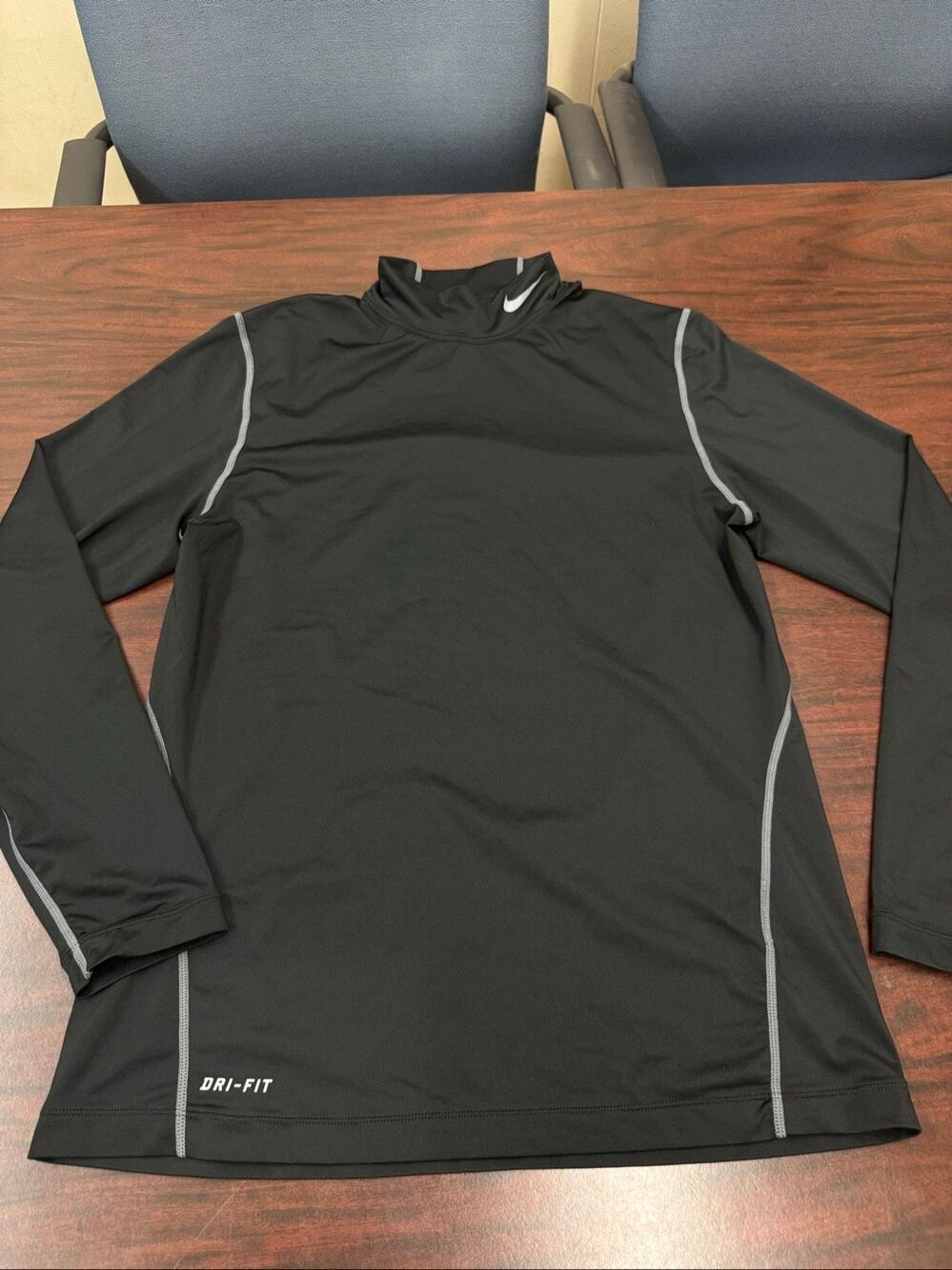 Nike Golf Mens Dri-Fit Black Long Sleeve Athletic Tee Size Medium